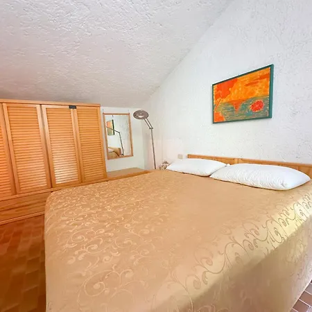 Bay Of Silence - View, Free Beach, Isle Of Iseo Apartment *